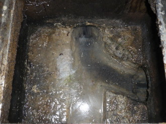 s2排水升と埋設配管内の洗浄
